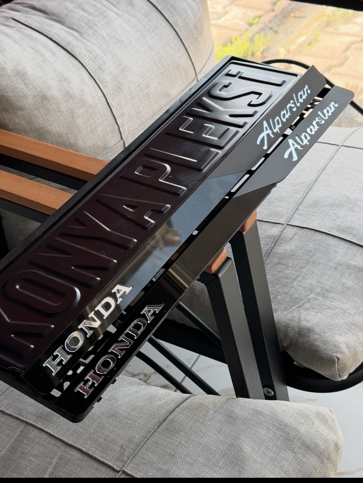 Mat Detaylı 3D Plakalık