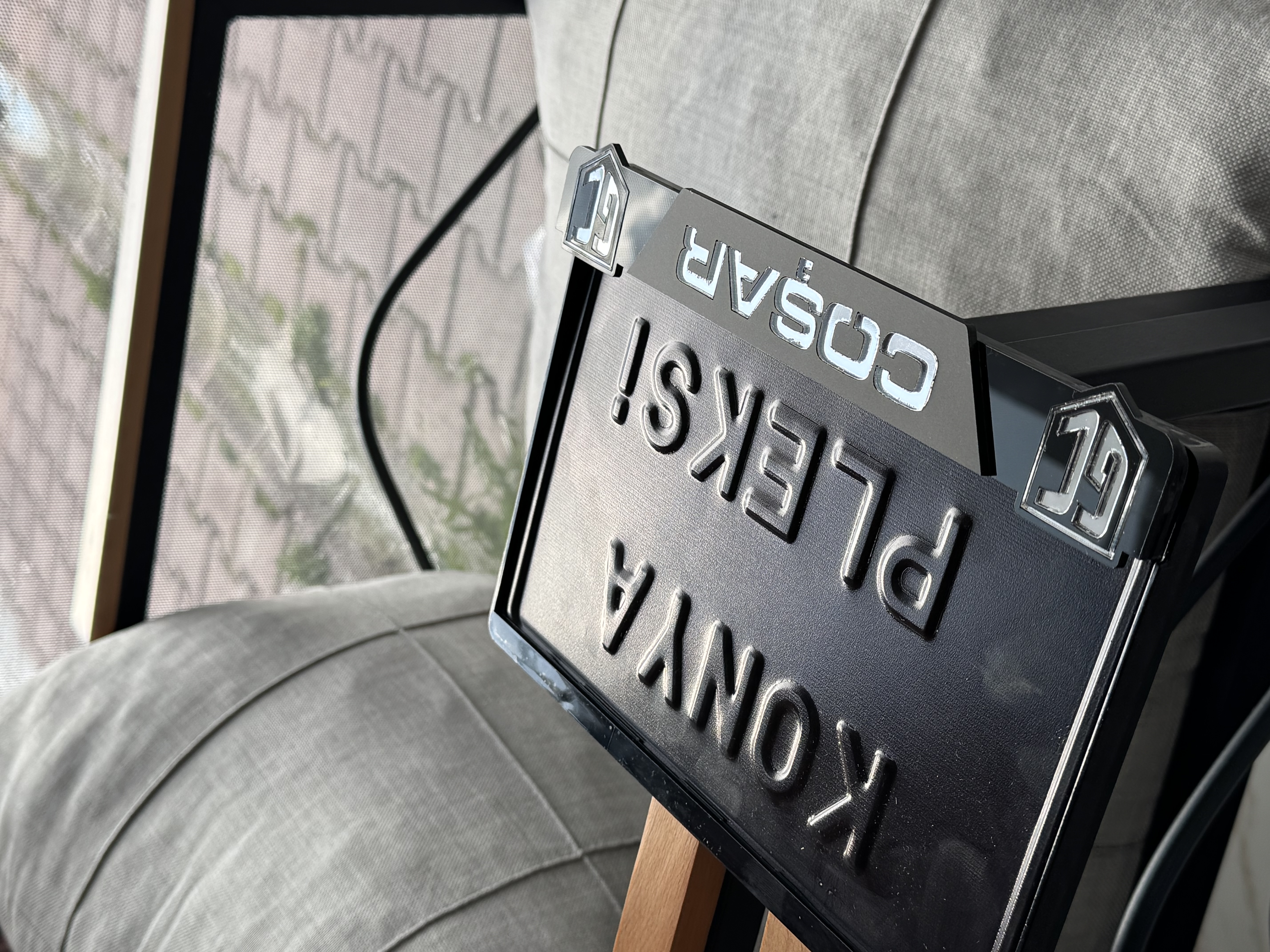 Mat Detaylı 3D Plakalık